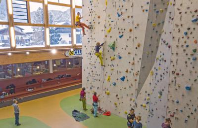 copy-r-oberreiter-kletterhalle-ehrwald-5.jpg