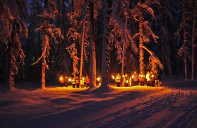 hotel-alpen-residence-ehrwald-fackelwanderung.jpg
